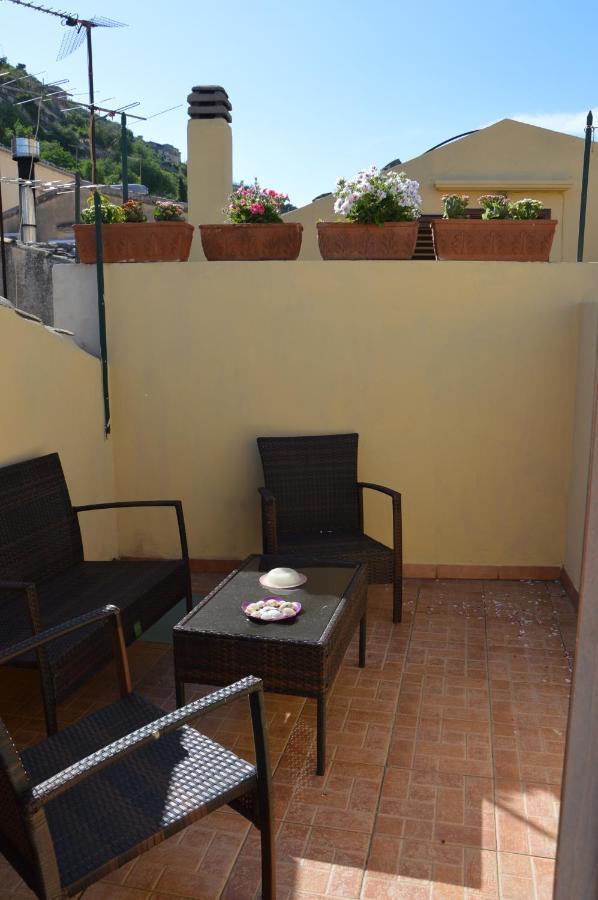 B&B Al Cortiletto Modica Centro Extérieur photo