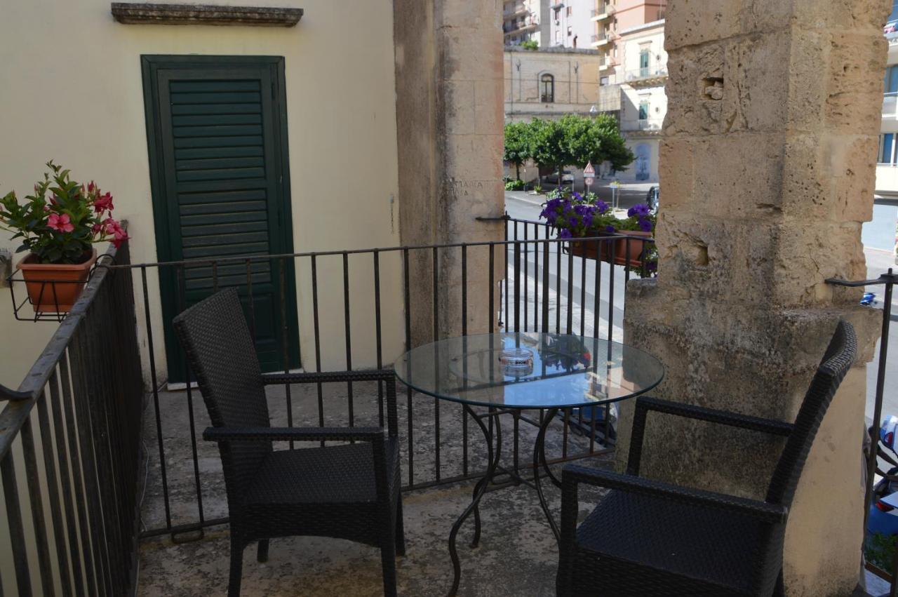 B&B Al Cortiletto Modica Centro Extérieur photo