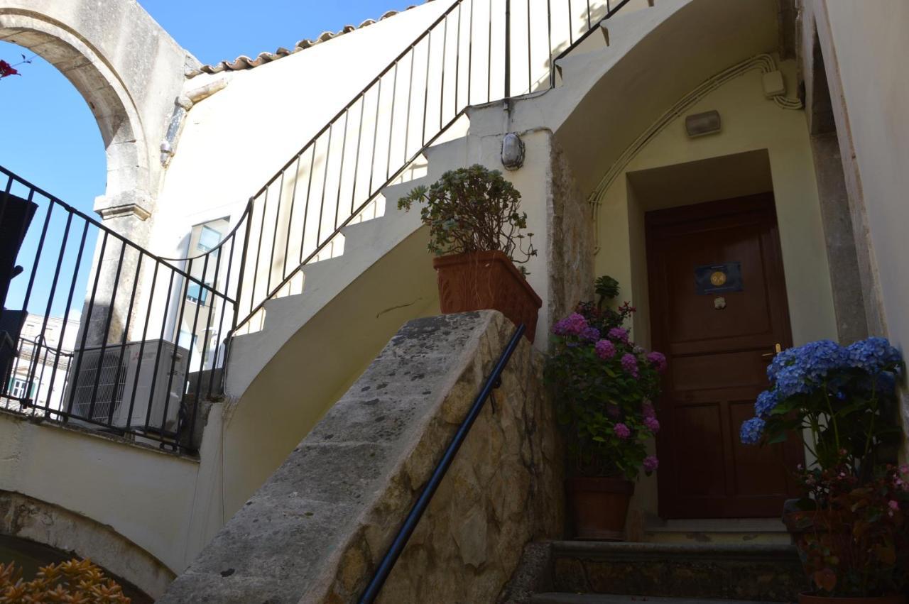 B&B Al Cortiletto Modica Centro Extérieur photo