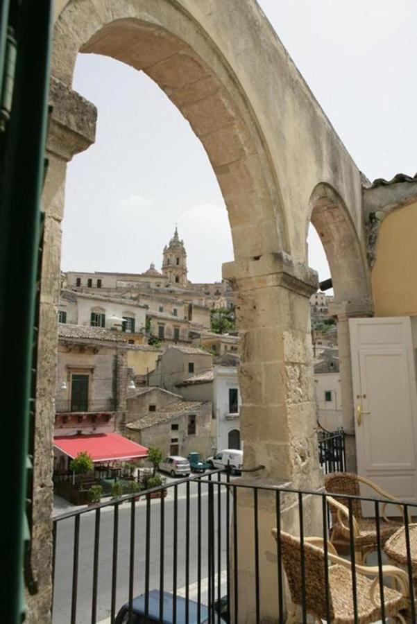 B&B Al Cortiletto Modica Centro Extérieur photo